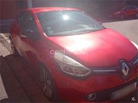 Usado Renault Clio IV 90 CV (66 kW) 2014 Rojo Berlina