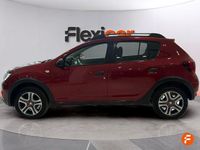 Usado Dacia Sandero Comfort 90 CV (66 kW) 2019 Rojo