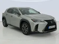 Usado Lexus UX 250h Sport Line 184 CV (135 kW) 2020 Gris plata SUV