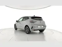 Usado Renault Clio V Techno 100 CV (73 kW) 2025 Gris Berlina