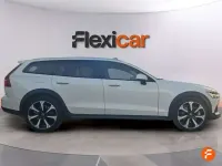 Usado Volvo V60 CC Pro 190 CV (139 kW) 2018 Blanco Familiar