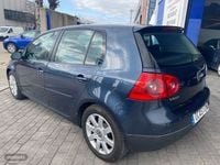 Usado VW Golf IV 110 CV (80 kW) 2004 Azul Berlina