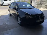 Usado Seat Ibiza ST Reference 90 CV (66 kW) 2016 Negro Familiar