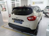 Usado Renault Captur Zen 90 CV (66 kW) 2015 Beige SUV
