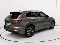 Usado VW Touareg Elegance 286 CV (210 kW) 2022 Gris SUV