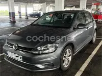 Usado VW Golf VII Advance 115 CV (84 kW) 2019 Gris / plata Familiar