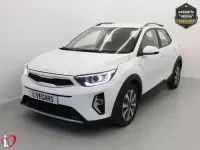 Usado Kia Stonic 84 CV (61 kW) 2022 Blanco SUV