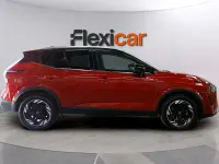 Usado Nissan Qashqai N-Connecta 140 CV (102 kW) 2025 Rojo SUV