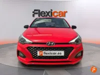 Usado Hyundai i20 101 CV (74 kW) 2020 Rojo Utilitario