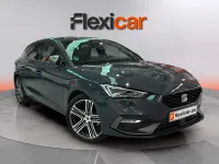 Usado Seat Leon FR 115 CV (84 kW) 2025 Gris Berlina