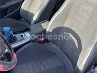 Usado Peugeot 308 Allure 130 CV (95 kW) 2019 Azul Berlina