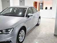 Käytetty Audi A3 Design 110 HP (80 kW) 2016 Harmaa Sedan