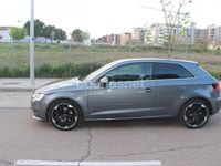 Usado Audi A3 Ambition 150 CV (110 kW) 2014 Gris / plata Berlina