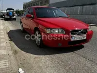Usado Volvo S60 Momentum 130 CV (95 kW) 2006 Rojo Berlina