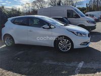 Usado Kia Ceed 100 CV (73 kW) 2015 Blanco Utilitario