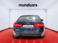 Usado Jaguar XE Pure 181 HP (133 kW) 2015 Azul Sedan