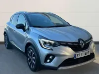 Usado Renault Captur Techno 90 CV (66 kW) 2024 Gris SUV