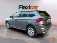 Usado Skoda Kamiq Selection 116 CV (85 kW) 2024 Gris SUV