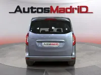 Usado Mercedes T180 116 CV (85 kW) 2023 Gris / plata Monovolumen