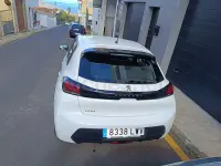 Usado Peugeot 208 Active 100 CV (73 kW) 2022 Blanco Utilitario