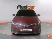 Usado Toyota Auris Hybrid Active 136 CV (100 kW) 2018 Rojo Utilitario