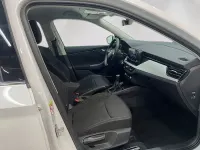 Usado Skoda Kamiq 95 CV (69 kW) 2022 Blanco SUV