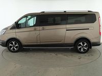 Usado Ford Tourneo Active 185 CV (136 kW) 2022 Gris Monovolumen