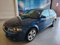 Usado Audi A3 Ambition 140 CV (102 kW) 2005 Azul Utilitario