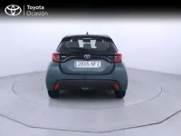 Usado Toyota Yaris Active 116 CV (85 kW) 2025 Verde Utilitario