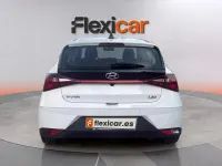 Usado Hyundai i20 84 CV (61 kW) 2022 Blanco Utilitario