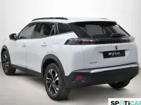 Usado Peugeot 2008 Allure 101 CV (74 kW) 2023 Plateado SUV