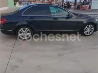 Usado Mercedes C200 Avantgarde 136 CV (100 kW) 2011 Negro Berlina
