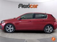 Usado Peugeot 308 Allure 130 CV (95 kW) 2018 Rojo Berlina