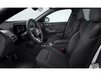 Usado BMW 120 Comfort Edition 170 CV (125 kW) 2025 Gris Utilitario