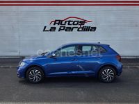 Usado VW Polo 95 CV (69 kW) 2024 Azul Berlina