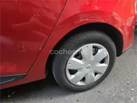 Usado Renault Clio 90 CV (66 kW) 2013 Rojo Familiar