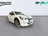 Usado Peugeot e-208 Active 100 kW (136 CV) 2024 Blanco Utilitario