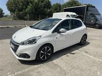 Usado Peugeot 208 99 CV (72 kW) 2019 Blanco Utilitario