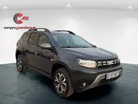 Usado Dacia Duster Journey 100 CV (73 kW) 2022 Gris / plata SUV