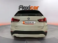 Używany BMW X1 116 KM (85 kW) 2020 Biały SUV