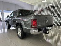 Usado VW Amarok Highline 204 CV (150 kW) 2017 Gris / plata Pickup/Camioneta