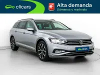 Usado VW Passat Executive 122 CV (89 kW) 2023 Plateado Familiar