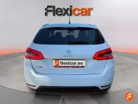 Usado Peugeot 308 Active 130 CV (95 kW) 2020 Blanco Berlina