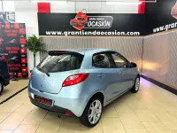 Usado Mazda 2 Active 86 CV (63 kW) 2007 Azul Utilitario