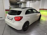 Usado Mercedes A180 Urban 109 CV (80 kW) 2015 Blanco Berlina