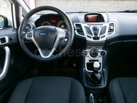 Usado Ford Fiesta Trend 82 CV (60 kW) 2012 Blanco Utilitario