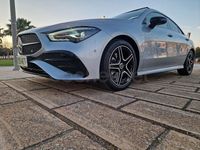 Usado Mercedes CLA200 163 CV (119 kW) 2025 Gris / plata Berlina