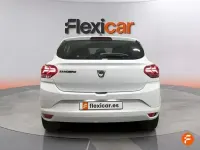 Usado Dacia Sandero Acces 67 CV (49 kW) 2022 Beige