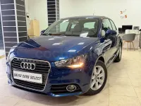 Usado Audi A1 Attraction 105 CV (77 kW) 2012 Azul Utilitario