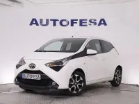 Usado Toyota Aygo X-play 72 CV (52 kW) 2019 Blanco Utilitario